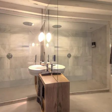 Duplex Junto A Mezquita. Apartamento *